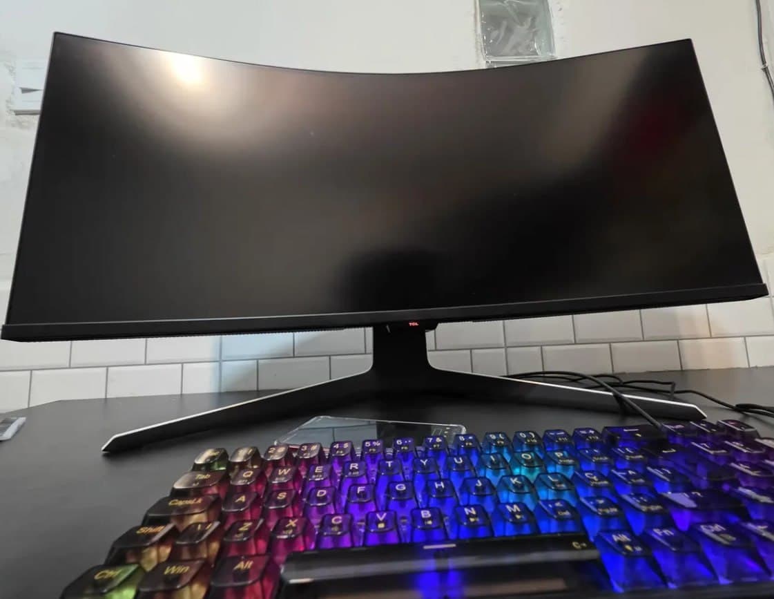 Monitor Gamer Curvo TCL 34" QLED Mini 180Hz 1ms 1400 nits