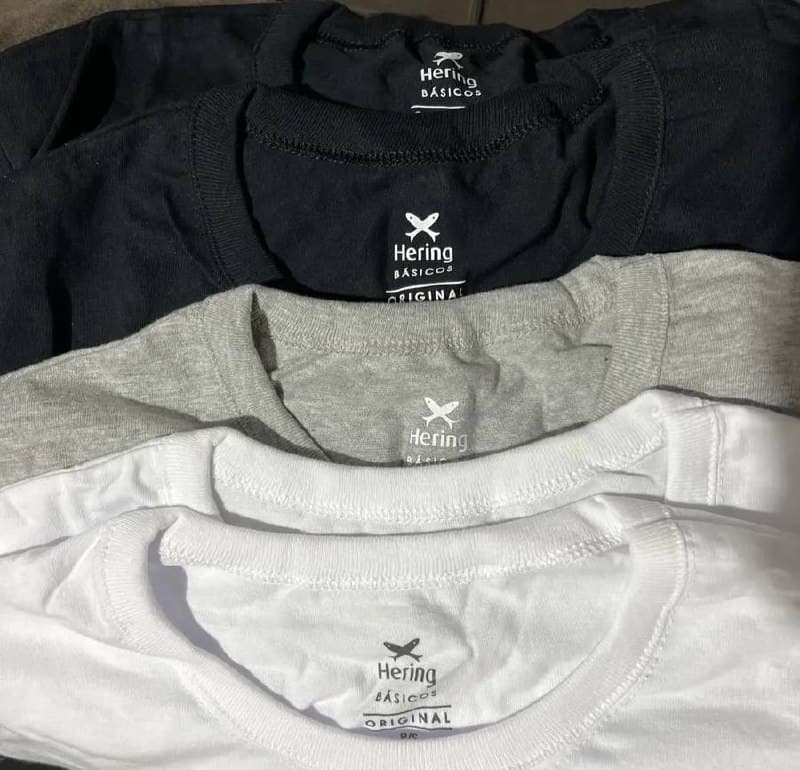 Kit com 5 Camisetas Básicas Slim Masculina Hering